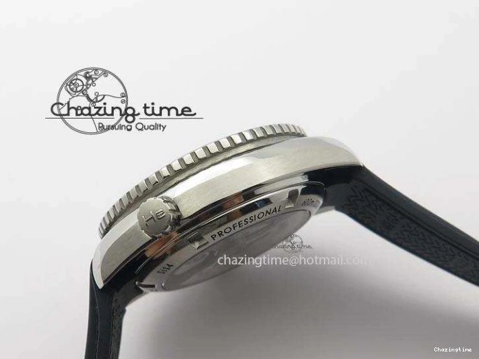 0412 Colorful Planet Ocean SS Bp Maker 45mm Black Bezel On Black Rubber Strap A 8219